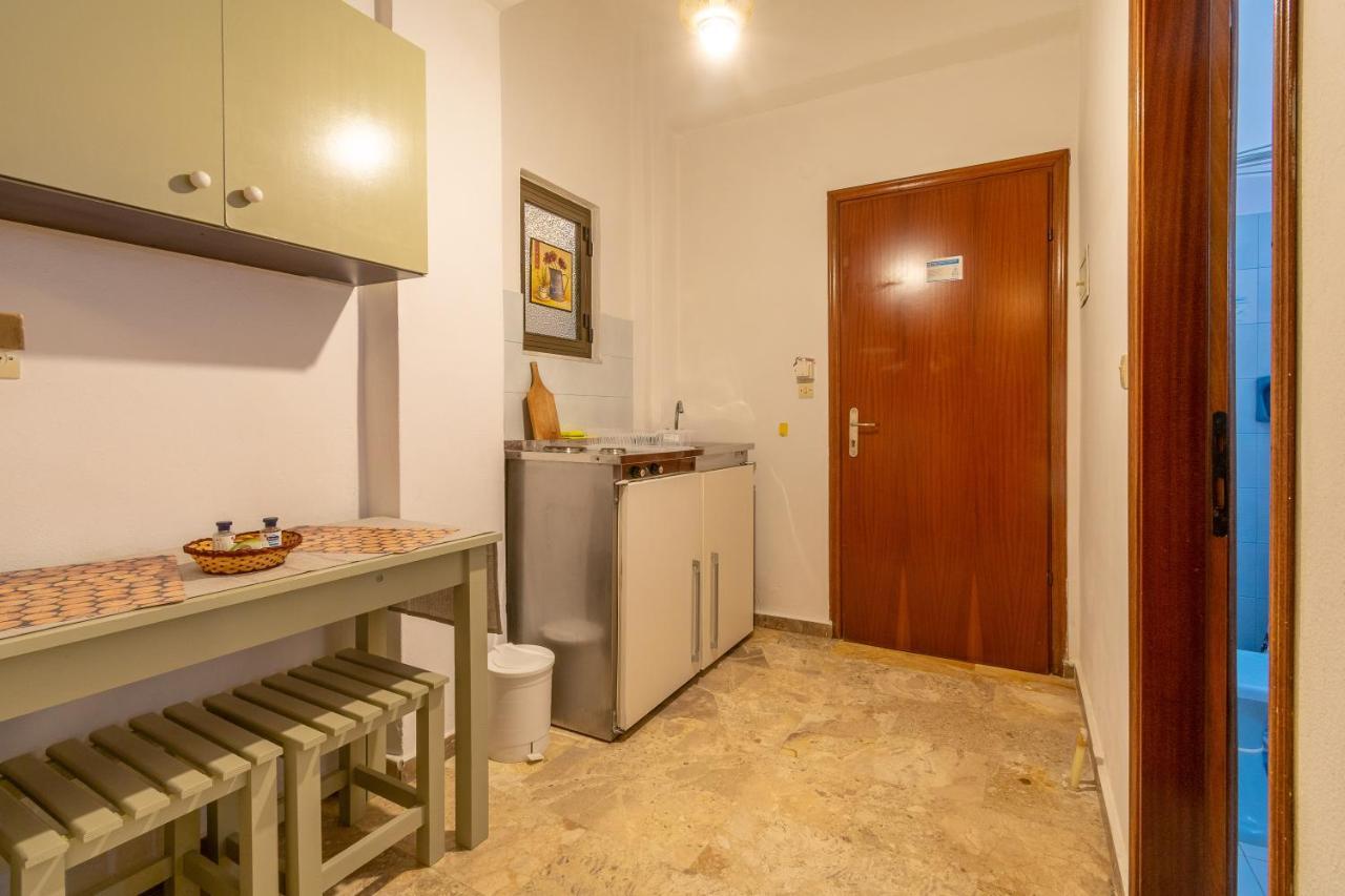 Apartment Hermes Apartments & Studios *
